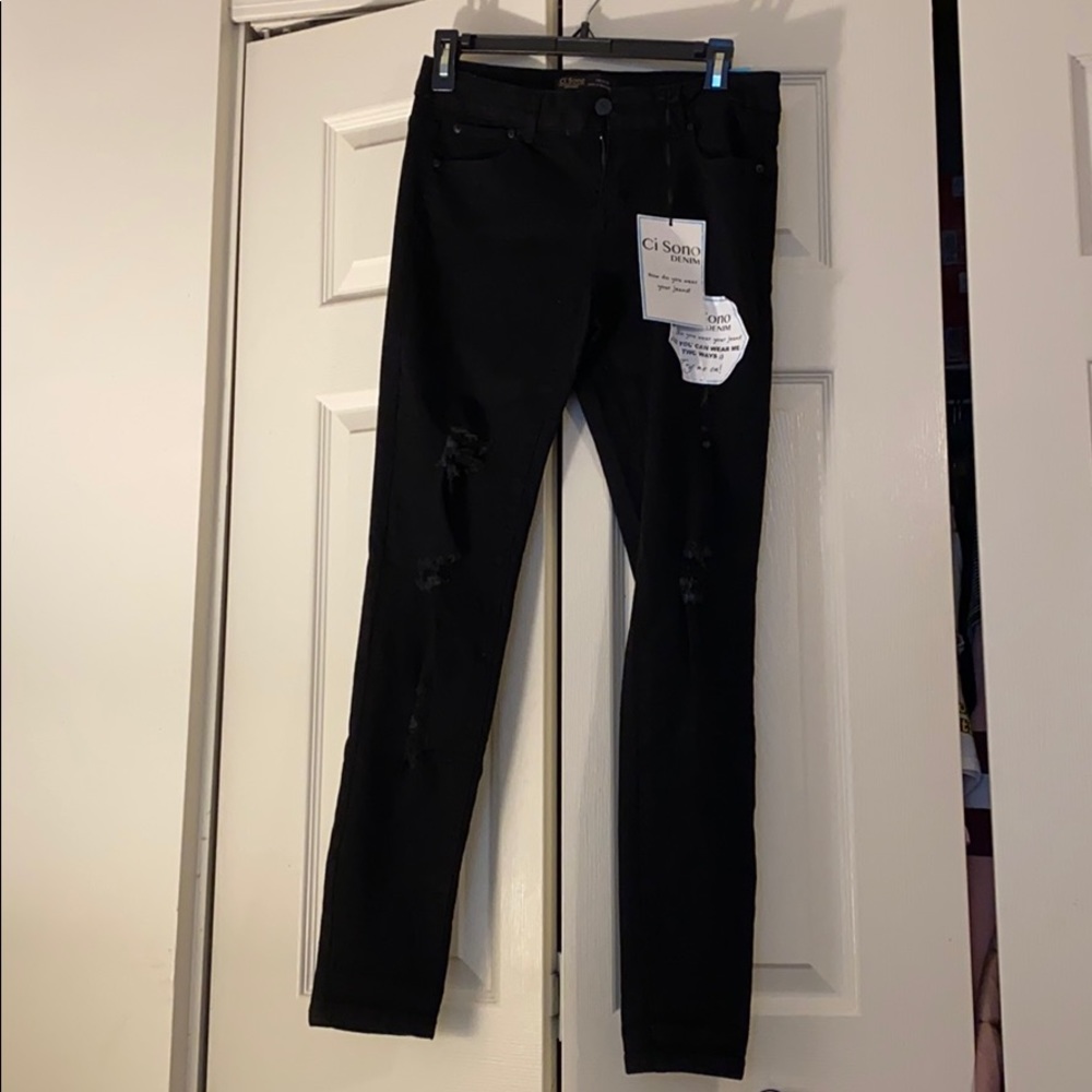 FASHION NOVA JEANS